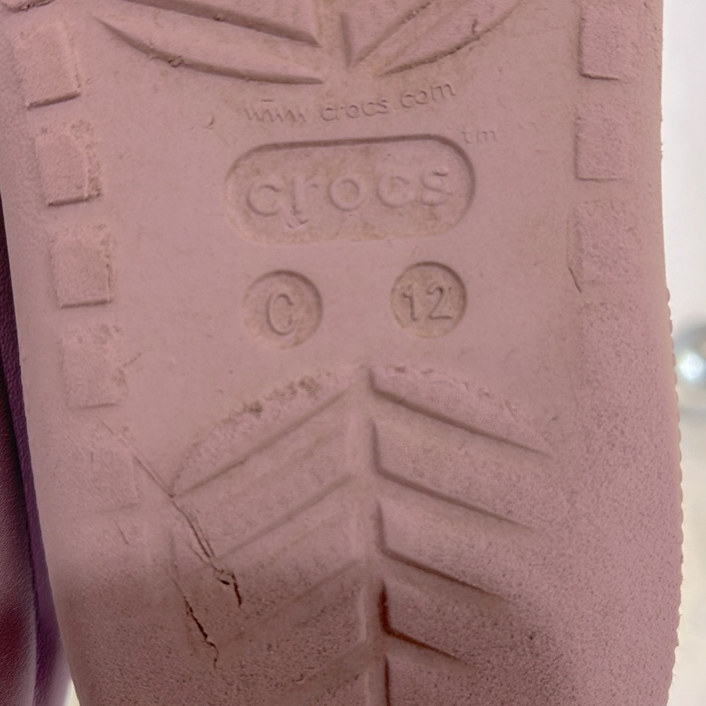 Crocs Kids Cutie Crush Platform Clog Sandal, Size 12 - Picture 9 of 11